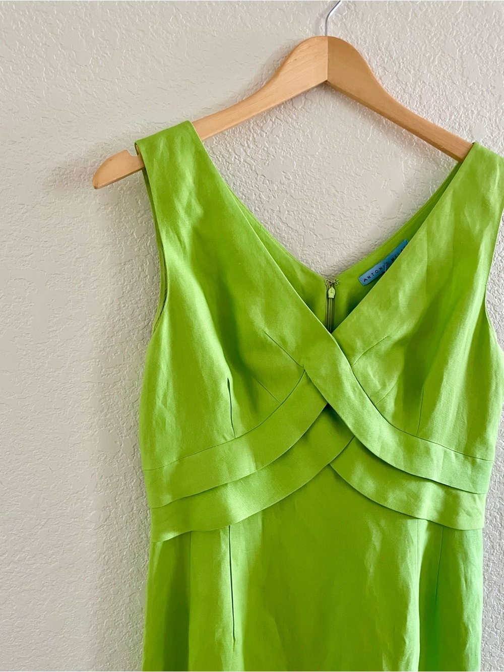 ANTONIO MELANI Bright Lime Green V-Neck Midi Dress - Picture 2 of 10